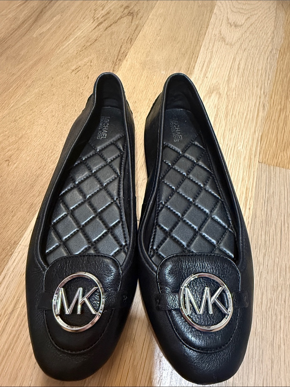 MICHAEL Michael Kors Womens Logo Loafers/Flat